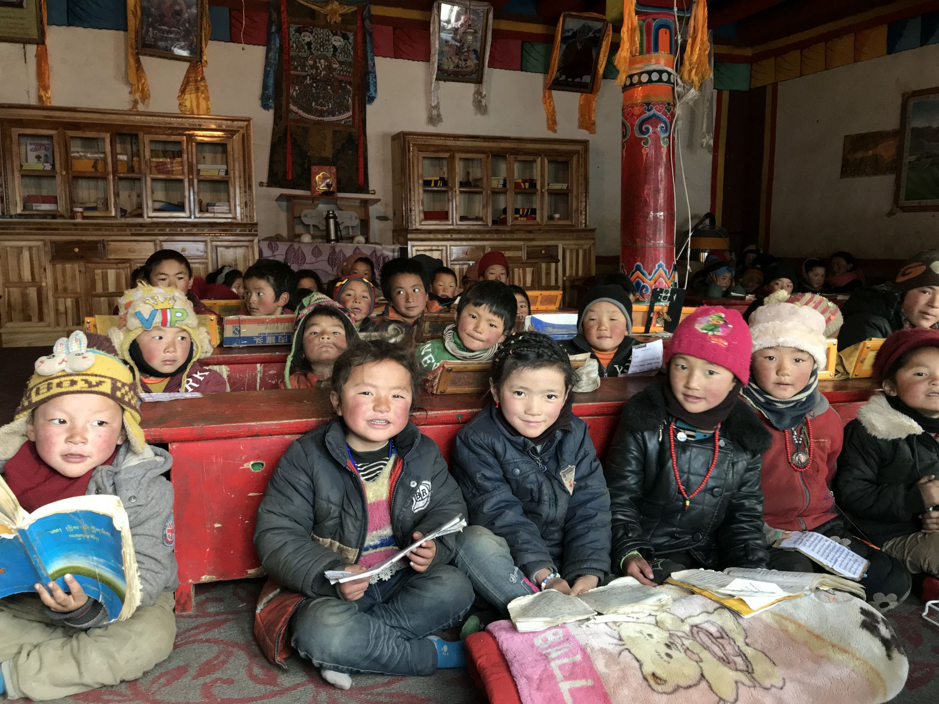 长沙思铭在线影视制作有限公司公益回顾丨家国同欢月同圆 温暖满载甘孜州(图11) 长沙思铭在线影视制作有限公司公益回顾丨家国同欢月同圆 温暖满载甘孜州(图11)